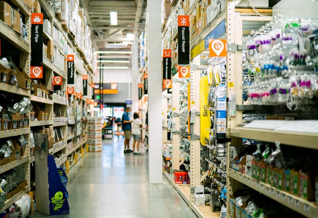 Photo Tool aisle
