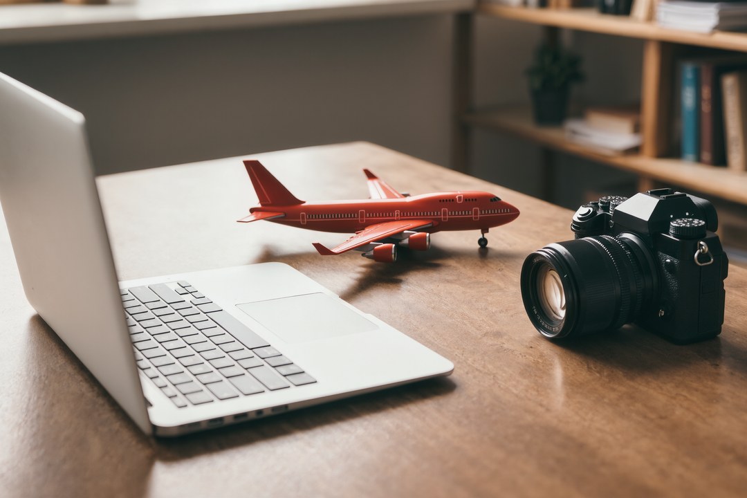 Photo Flight search engine